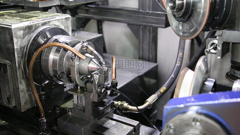 数控铣床操作视频教学：入门必看，掌握实用技巧